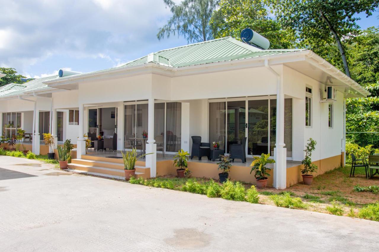 Macmillan'S Holiday Villas إدارة آنس الكبرى المظهر الخارجي الصورة