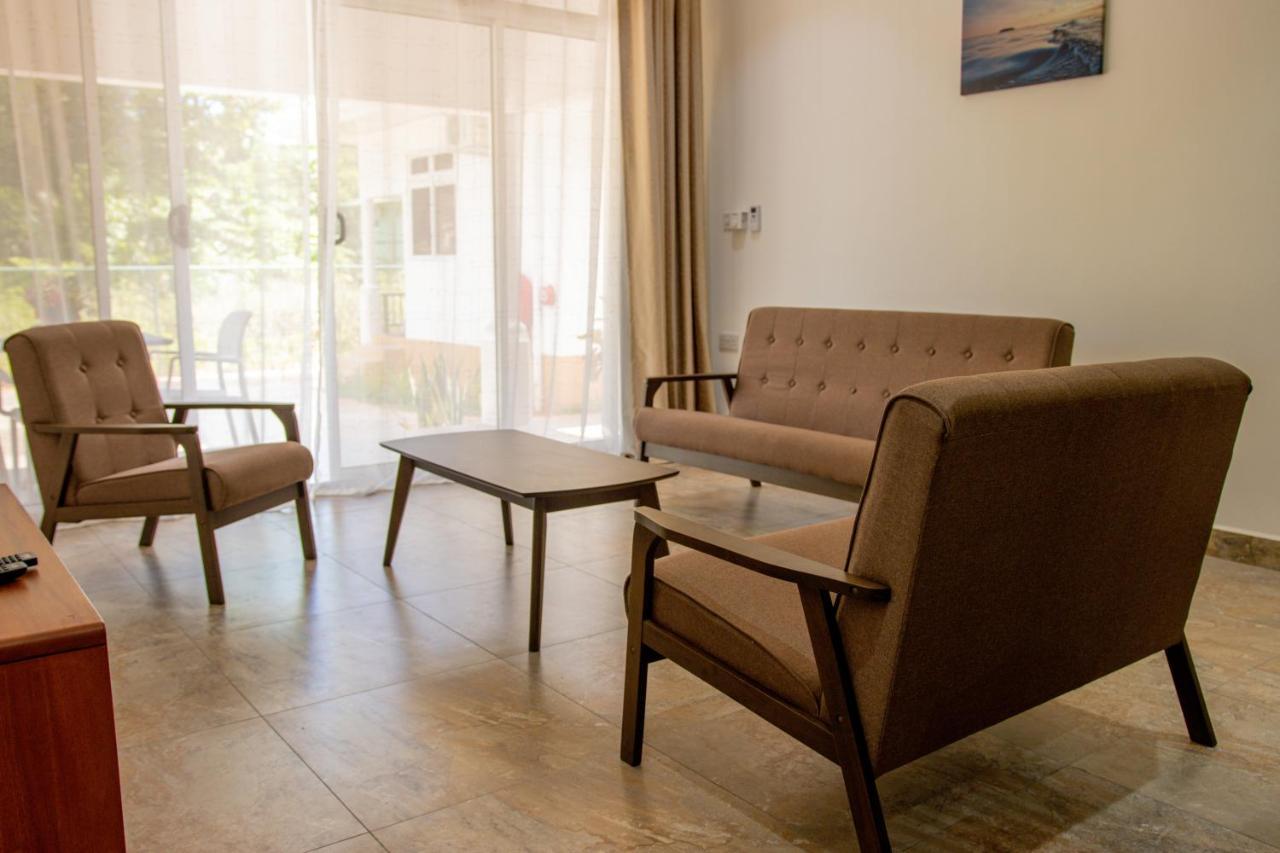 Macmillan'S Holiday Villas إدارة آنس الكبرى المظهر الخارجي الصورة