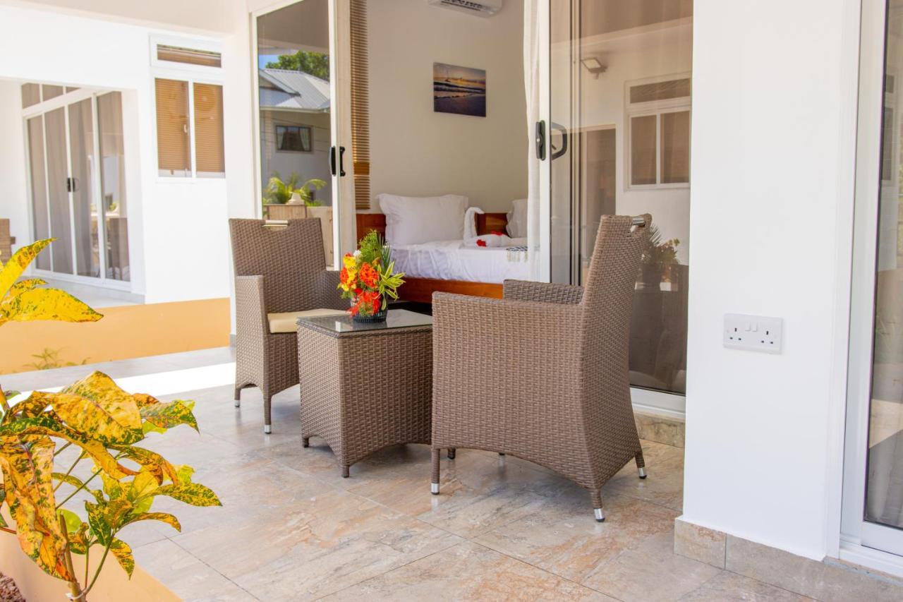 Macmillan'S Holiday Villas إدارة آنس الكبرى المظهر الخارجي الصورة