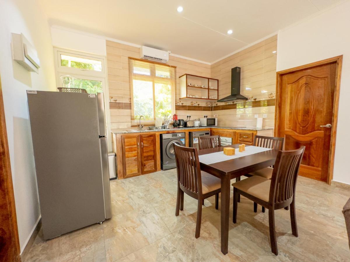 Macmillan'S Holiday Villas إدارة آنس الكبرى المظهر الخارجي الصورة