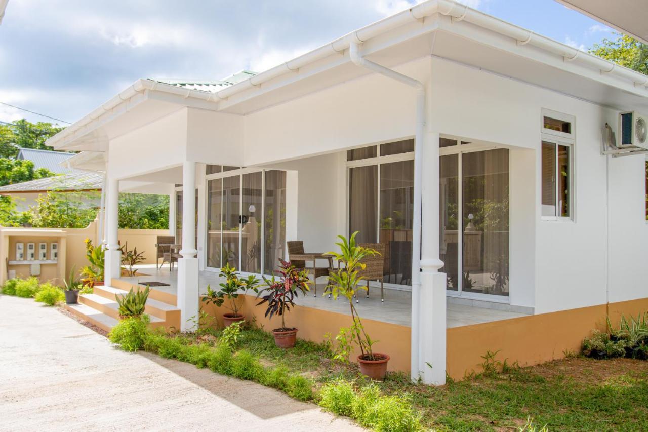 Macmillan'S Holiday Villas إدارة آنس الكبرى المظهر الخارجي الصورة